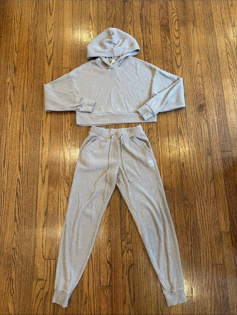 Alo Yoga Muse Ribbed Knit Hoodie Sweatshirt & Joggers Set  Size XS/XXS